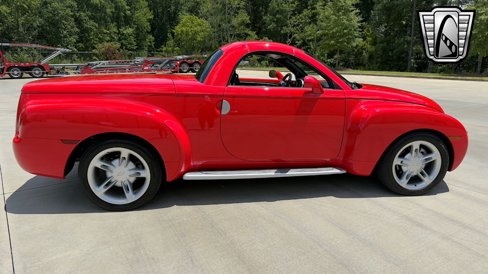 Used 2004 Chevrolet SSR w/ Preferred Equipment Group image 27