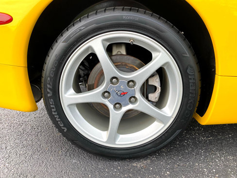 Used 2003 Chevrolet Corvette Convertible w/ Preferred Equipment Group1 image 47