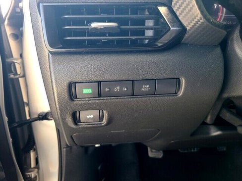 Used 2021 Nissan Sentra SV image 22
