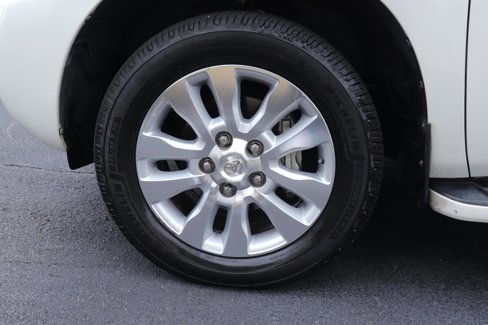 Used 2014 Toyota Sequoia Platinum image 44