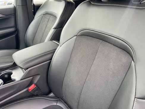 New 2025 Jeep Grand Cherokee L Altitude image 23
