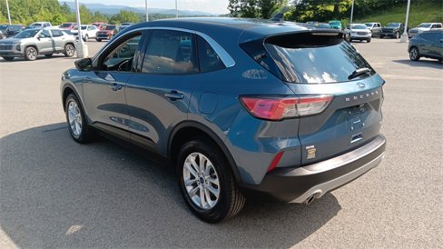 Used 2020 Ford Escape SE image 7