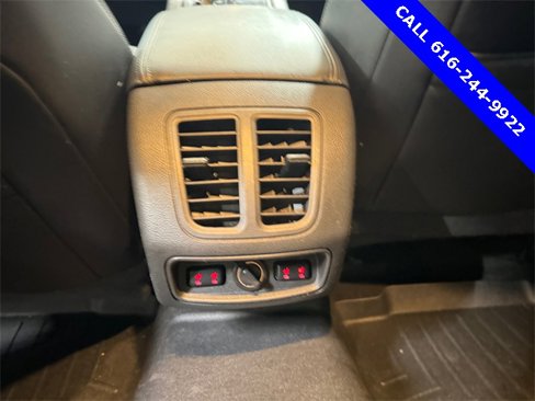 Used 2018 Ford Taurus Limited image 17