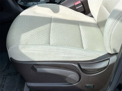 Used 2013 Hyundai Santa Fe Sport image 18