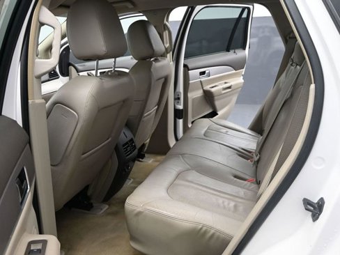 Used 2015 Lincoln MKX FWD image 15