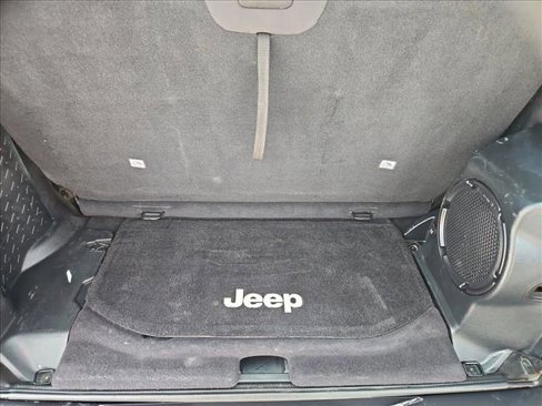 Used 2014 Jeep Wrangler Rubicon w/ Power Convenience Group image 6