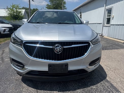 Used 2021 Buick Enclave Essence w/ Sound and Sites Package image 2