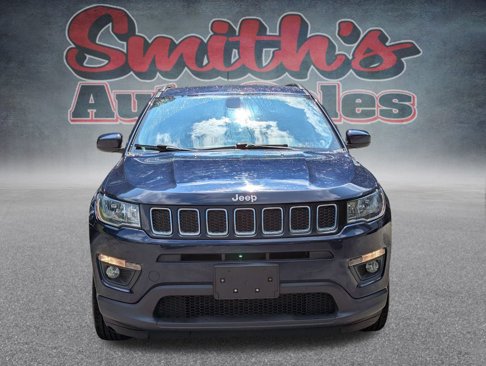 Used 2021 Jeep Compass Latitude image 2