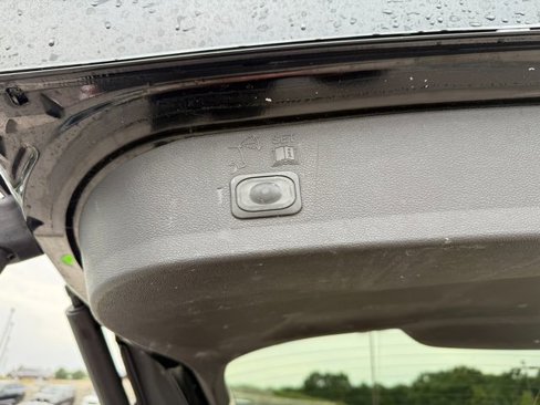 Used 2018 Ford Escape SEL image 28