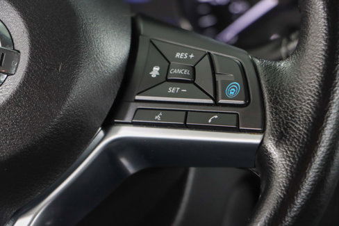 Used 2020 Nissan Rogue Sport SL image 14