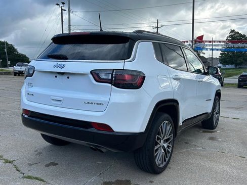 Certified 2022 Jeep Compass Limited w/ Elite Group image 5