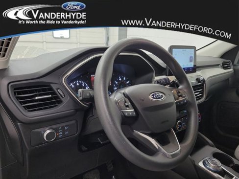 Used 2022 Ford Escape SE image 20