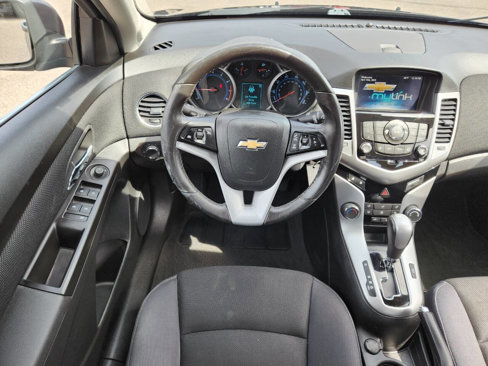 Used 2014 Chevrolet Cruze LT image 16