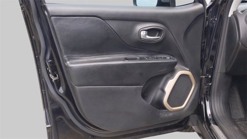 Used 2015 Jeep Renegade Limited image 15