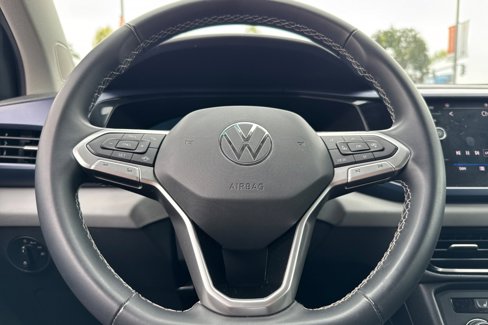 Used 2022 Volkswagen Taos SE image 23