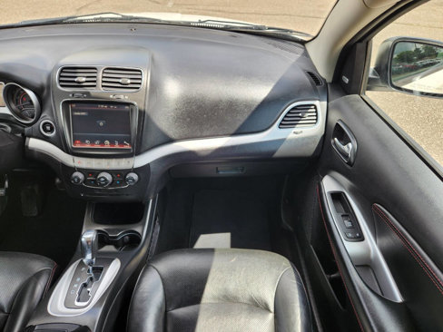 Used 2016 Dodge Journey R/T w/ Driver Convenience Group image 19