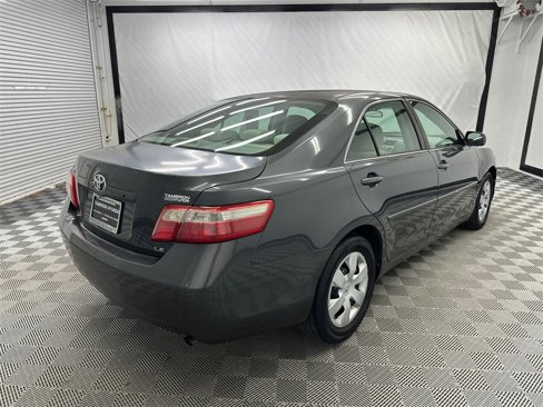 Used 2009 Toyota Camry LE image 5