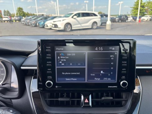 Used 2022 Toyota Corolla LE image 30