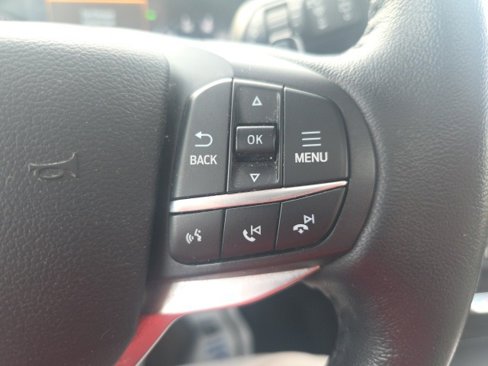 Used 2020 Ford Explorer Limited image 18