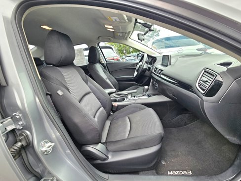 Used 2016 MAZDA MAZDA3 i Sport w/ Preferred Equipment Package image 7