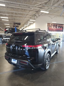 Used 2022 Nissan Pathfinder SV image 6