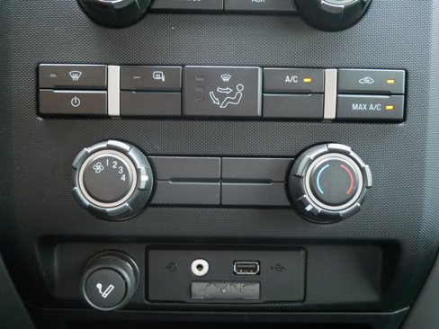 Used 2012 Ford F150 XLT w/ XLT Chrome Pkg image 15