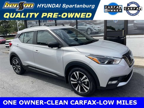 Used 2019 Nissan Kicks SR w/ SR Premium Package image 1
