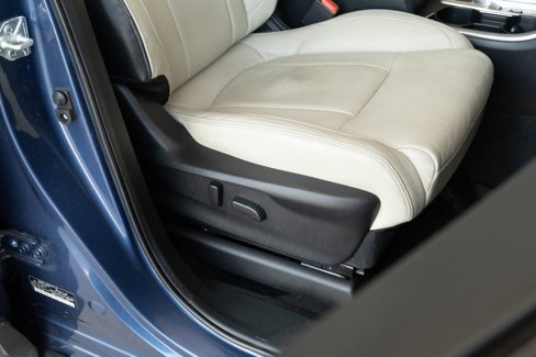 Used 2021 Subaru Ascent Limited w/ Technology Package image 19
