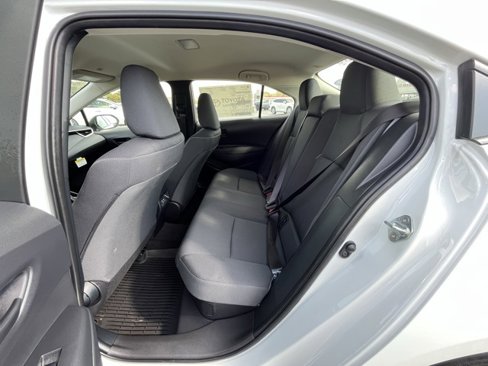 Used 2025 Toyota Corolla LE w/ LE Premium Package image 9