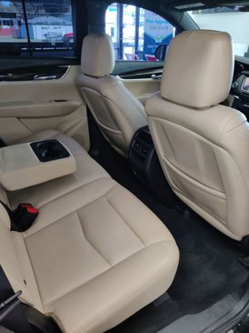 Used 2017 Cadillac XT5 FWD image 18