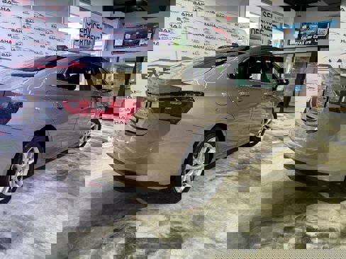 Used 2018 Chevrolet Malibu LT image 4