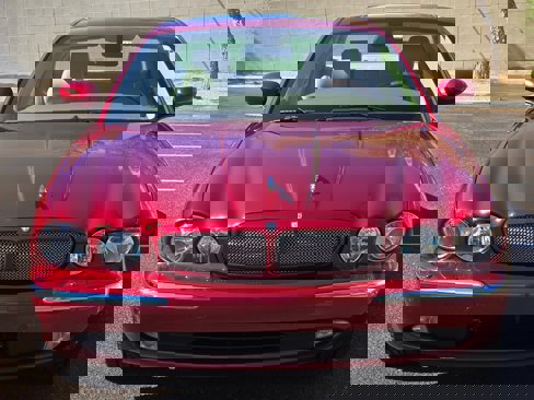 Used 2006 Jaguar XJ8 R image 3