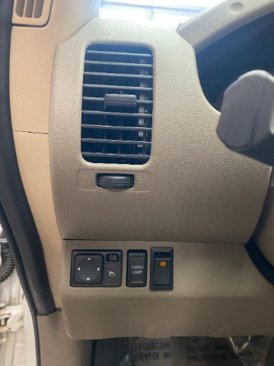 Used 2012 Nissan Frontier SV image 22