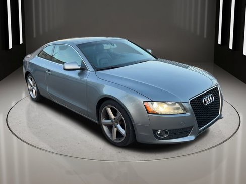 Used 2010 Audi A5 2.0T Premium Plus w/ Premium Plus Pkg image 3