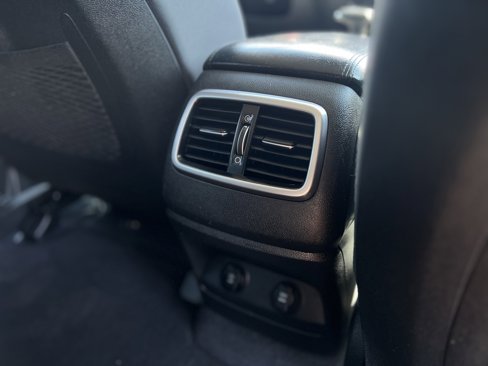 Used 2019 Kia Sorento LX w/ LX Convenience Package image 20