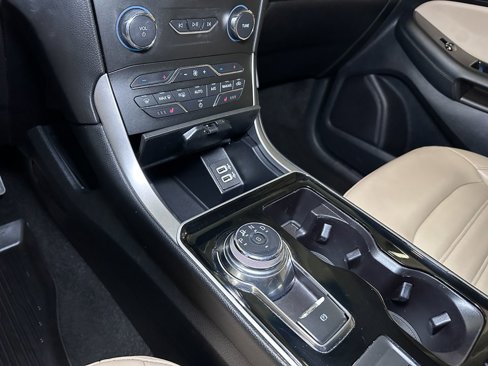 Used 2019 Ford Edge SEL w/ Equipment Group 201A image 43