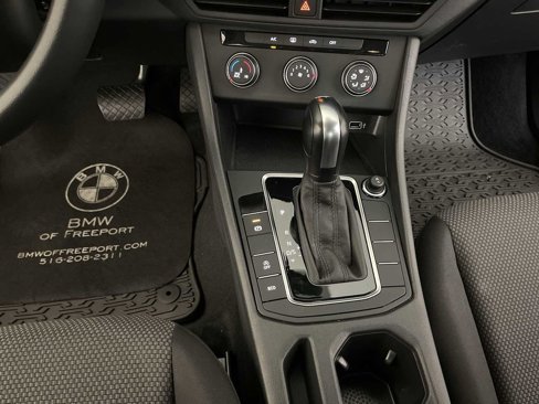 Used 2019 Volkswagen Jetta S w/ Driver Assistance Package image 17