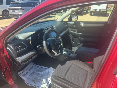 Used 2018 Subaru Outback 2.5i image 9