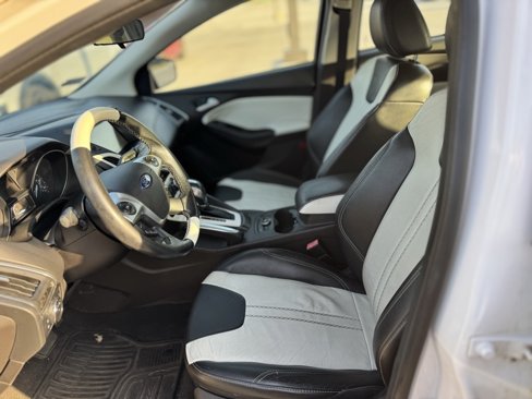 Used 2013 Ford Focus Titanium image 8