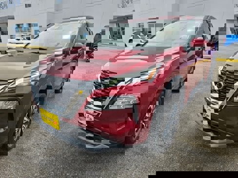 Used 2023 Nissan Rogue SV image 3