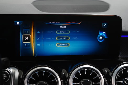 Used 2025 Mercedes-Benz GLB 35 AMG 4MATIC image 26