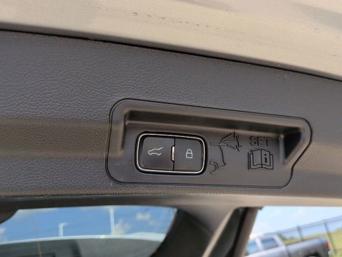 Used 2023 Ford Explorer XLT w/ Equipment Group 202A image 43