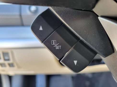 Used 2018 Subaru Outback 2.5i Premium image 23