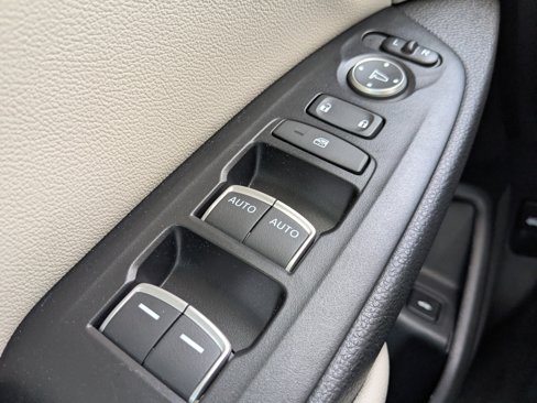 Used 2021 Honda Accord LX image 16
