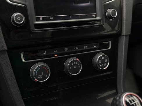Used 2017 Volkswagen GTI S image 14
