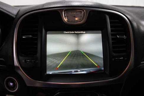 Used 2019 Chrysler 300 Limited image 16