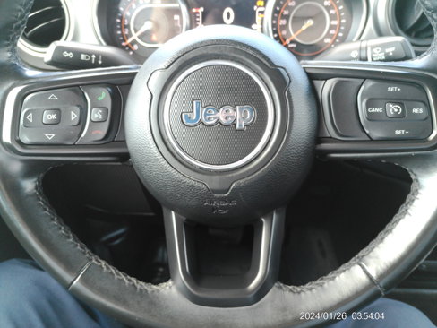 Used 2022 Jeep Wrangler Unlimited Sport image 31