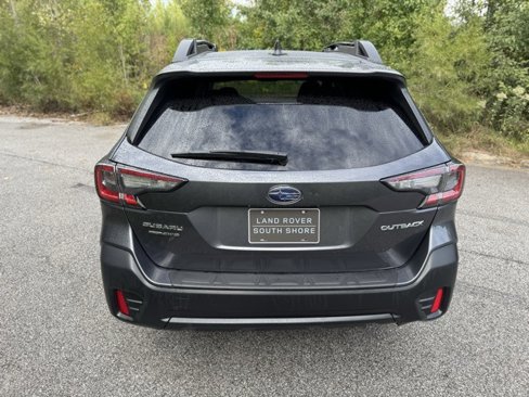 Used 2022 Subaru Outback Premium image 6