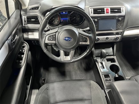 Used 2017 Subaru Legacy 2.5i Premium image 18
