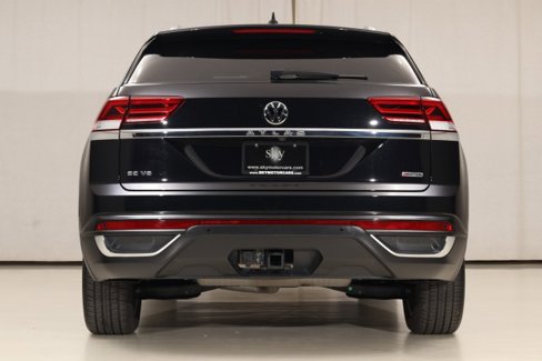 Used 2022 Volkswagen Atlas Cross Sport SE image 17